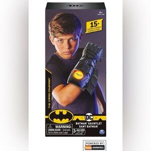 DC Batman, Interactive Gauntlet with Phrases and Sounds
